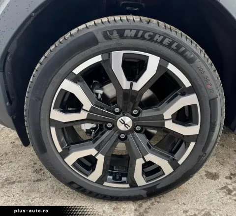 Dacia Duster — poza 3