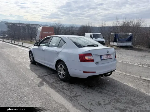 Skoda Octavia — poza 2