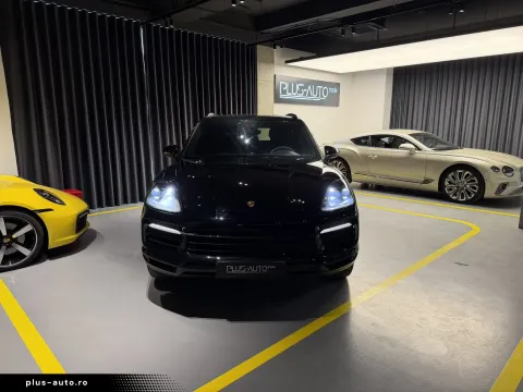 Porsche Cayenne — poza 2
