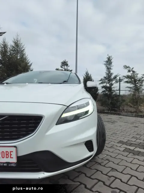 Volvo V40 — poza 3