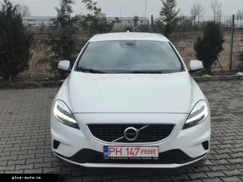 Volvo V40 — poza 2
