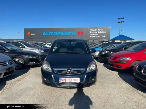 Opel Zafira — poza 2