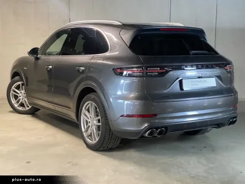 Porsche Cayenne — poza 3