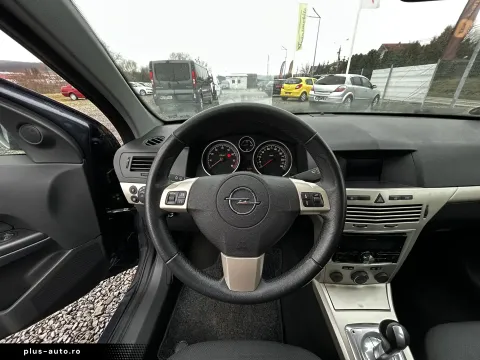 Opel Astra — poza 3