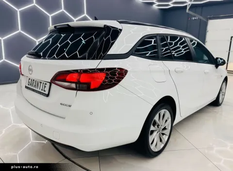 Opel Astra — poza 3