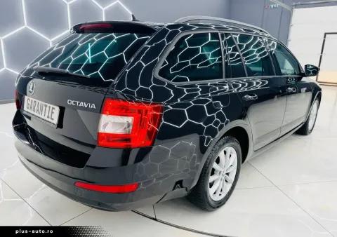 Skoda Octavia — poza 3