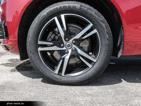 Volvo Xc60 — poza 2