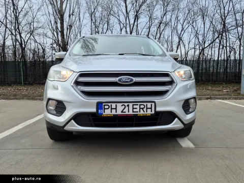 Ford Kuga — poza 3