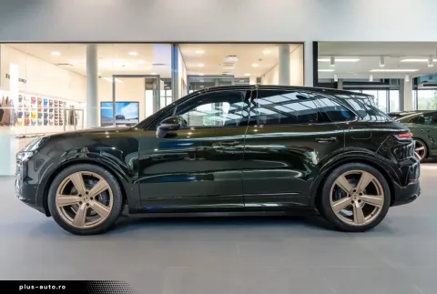 Porsche Cayenne — poza 2
