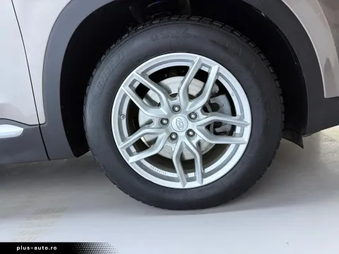 Hyundai Santa Fe — poza 3
