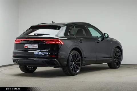 Audi Q8 — poza 3