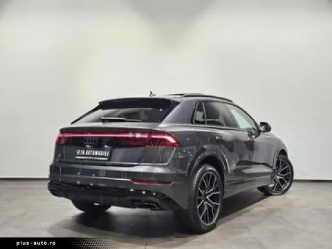 Audi Q8 — poza 2
