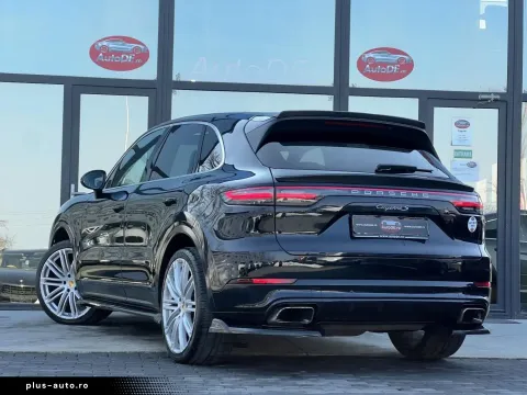 Porsche Cayenne — poza 3