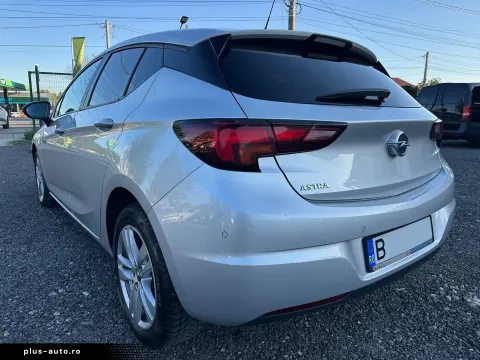 Opel Astra — poza 3