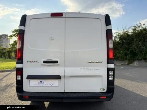 Renault Trafic — poza 3