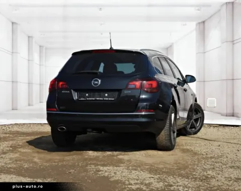 Opel Astra — poza 3