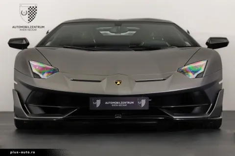 Lamborghini Aventador — poza 3