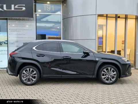 Lexus Ux — poza 3