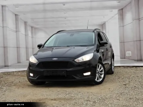 Ford Focus — poza 3