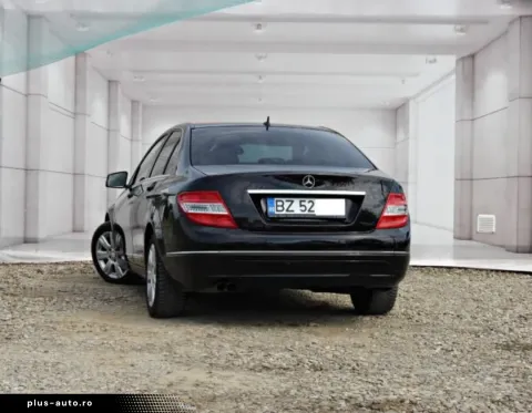 Mercedes-Benz C 180 — poza 3