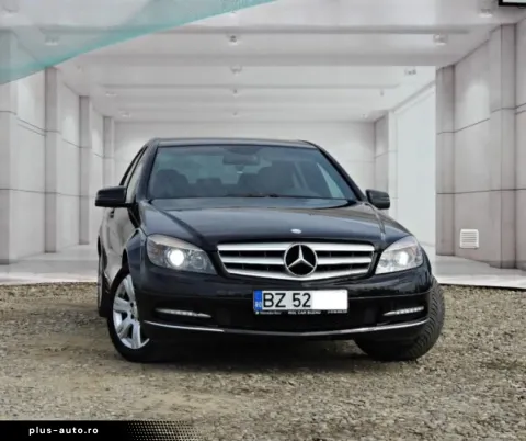 Mercedes-Benz C 180 — poza 2