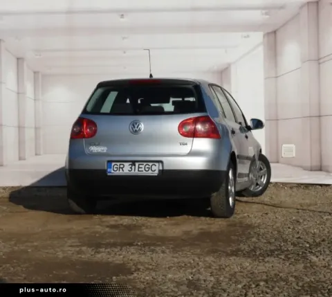 Volkswagen Golf — poza 3