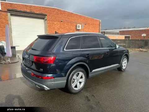 Audi Q7 — poza 3