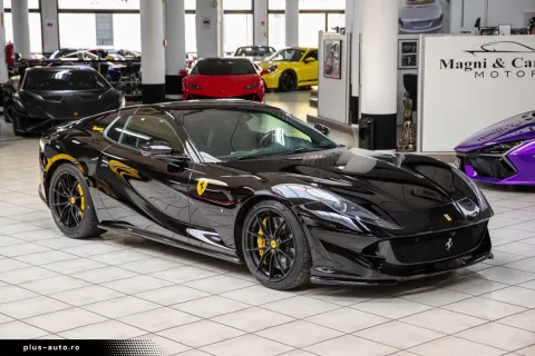 Ferrari 812