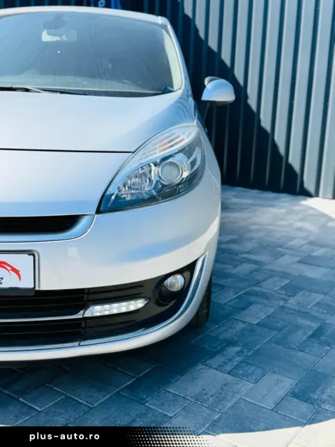 Renault Grand Scenic — poza 2
