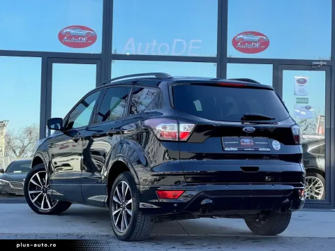 Ford Kuga — poza 3