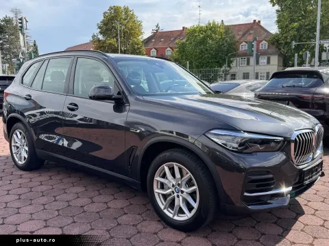 BMW X5 — poza 3