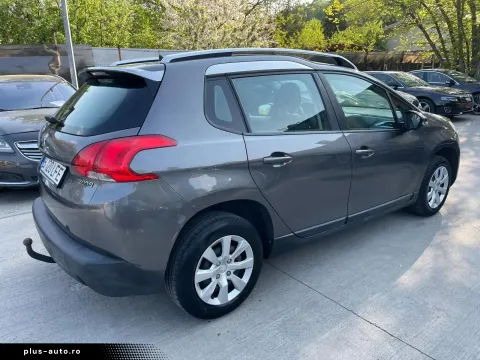 Peugeot 2008 — poza 3