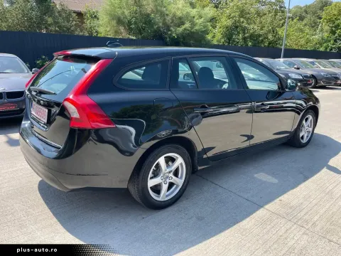 Volvo V60 — poza 3