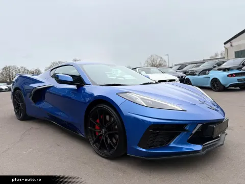 Corvette C8