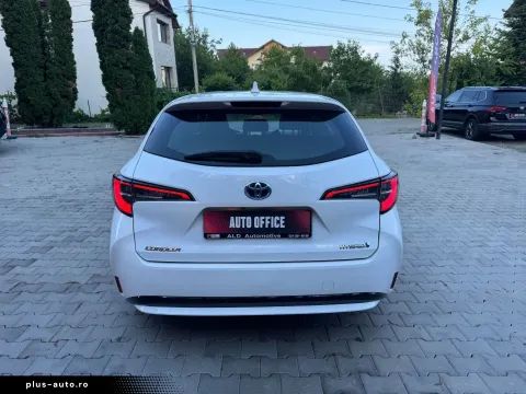Toyota Corolla — poza 3