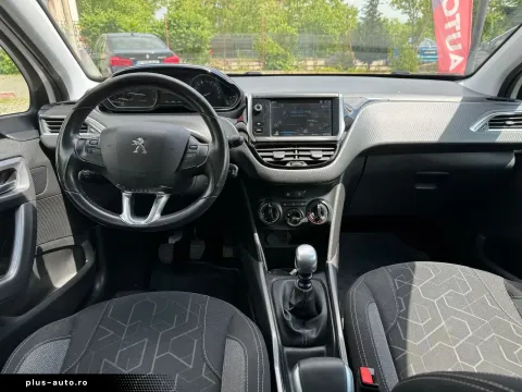 Peugeot 2008 — poza 3