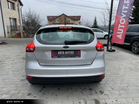 Ford Focus — poza 2