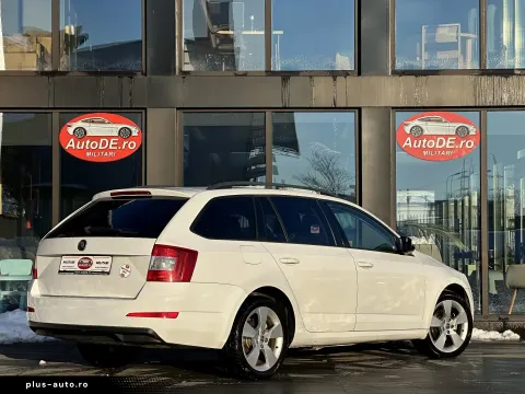 Skoda Octavia — poza 2