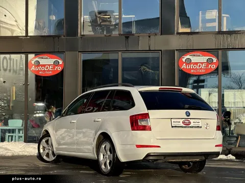 Skoda Octavia — poza 3
