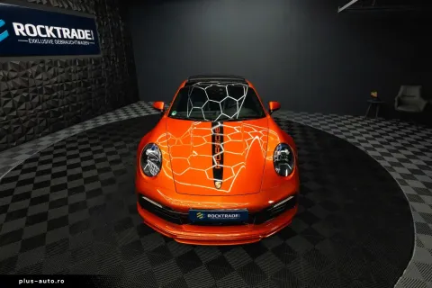 Porsche 992 — poza 3