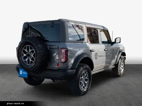 Ford Bronco — poza 2