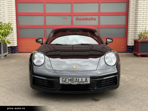 Porsche 992 — poza 3