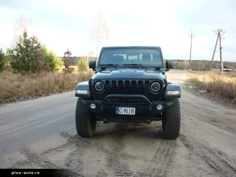 Jeep Gladiator — poza 3