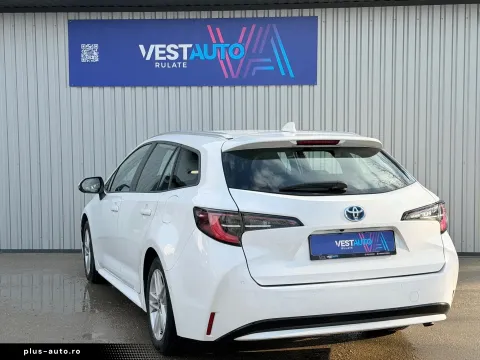 Toyota Corolla — poza 3