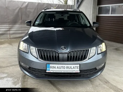 Skoda Octavia — poza 2