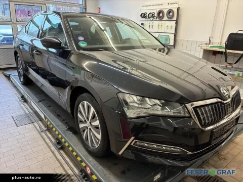 Skoda Superb — poza 2