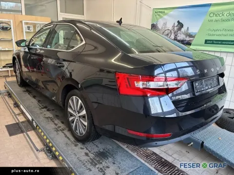 Skoda Superb — poza 3