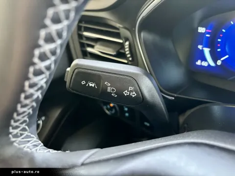 Ford Focus — poza 3