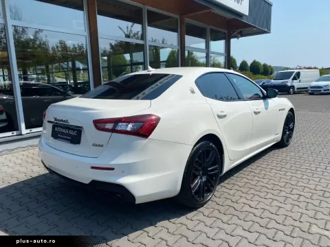 Maserati Ghibli — poza 3