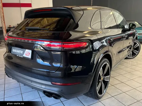 Porsche Cayenne — poza 3